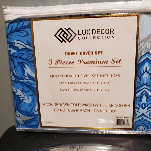 Lux Decor Queen Duvet Cover Set - Picture 2 of 3